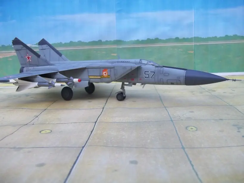 mig 25 foxbat maquetas armadas