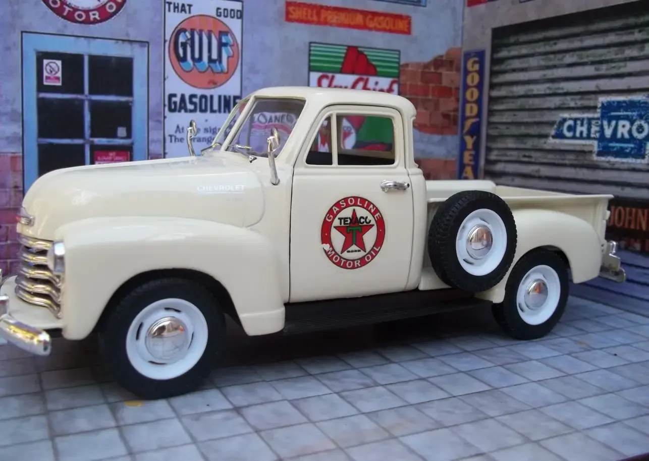 Chevrolet Pick Up 1953  maquetas-armadas.com