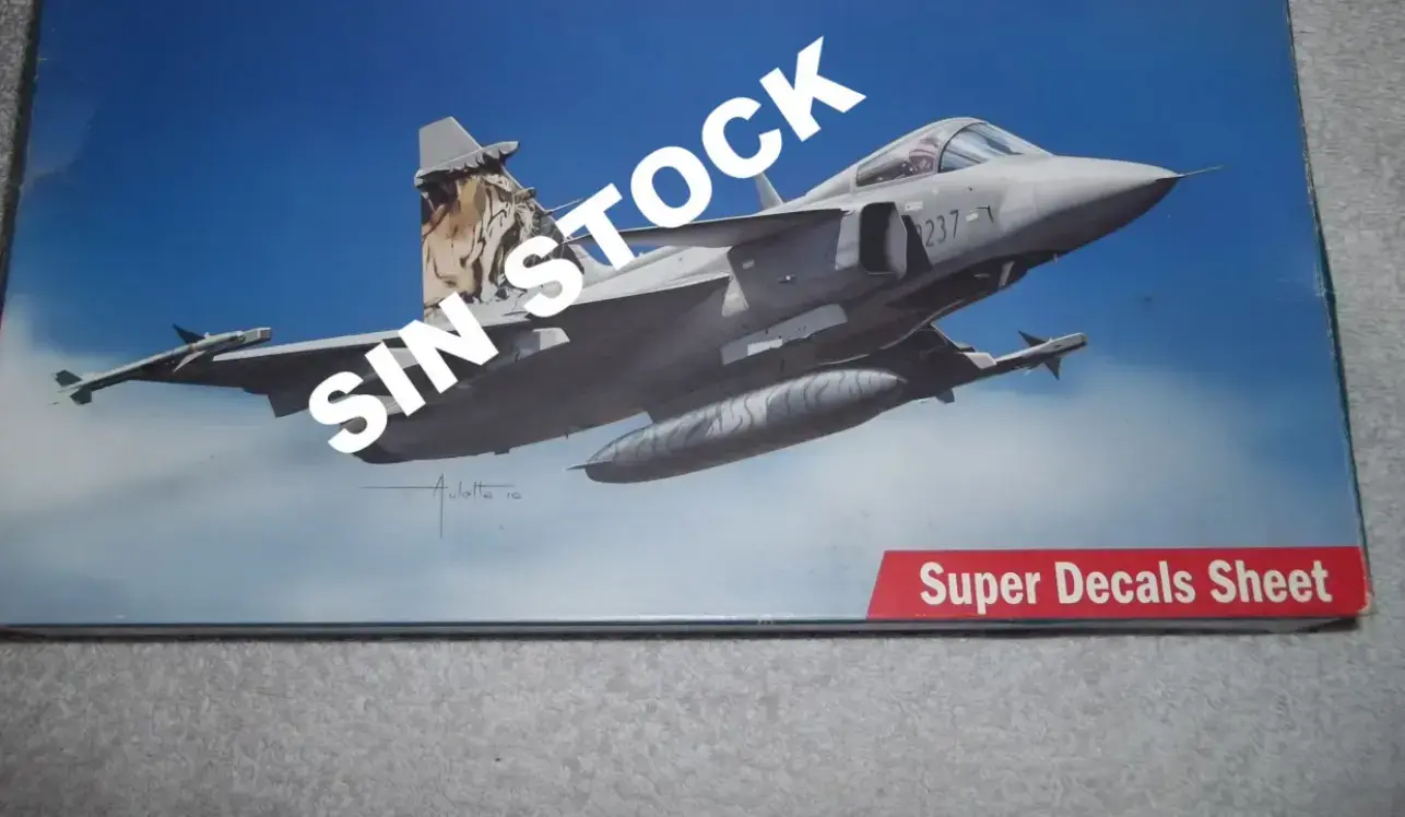 GRIPEN JAS 39 1/72 ITALERI  maquetas-armadas.com