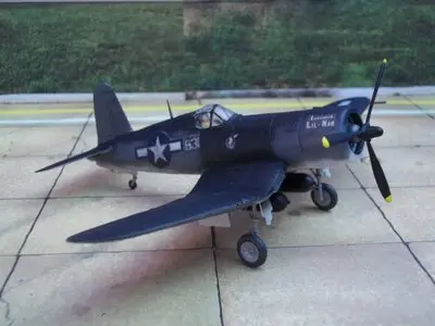 CORSAIR maquetas-armadas.com